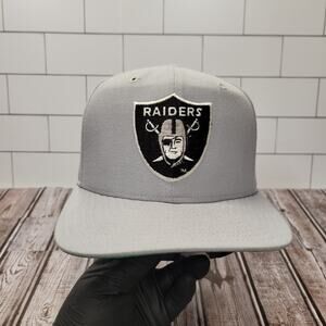 New Era Pro Model Los Angeles Raiders Vintage Plain Logo Adjustable Snapback Hat
